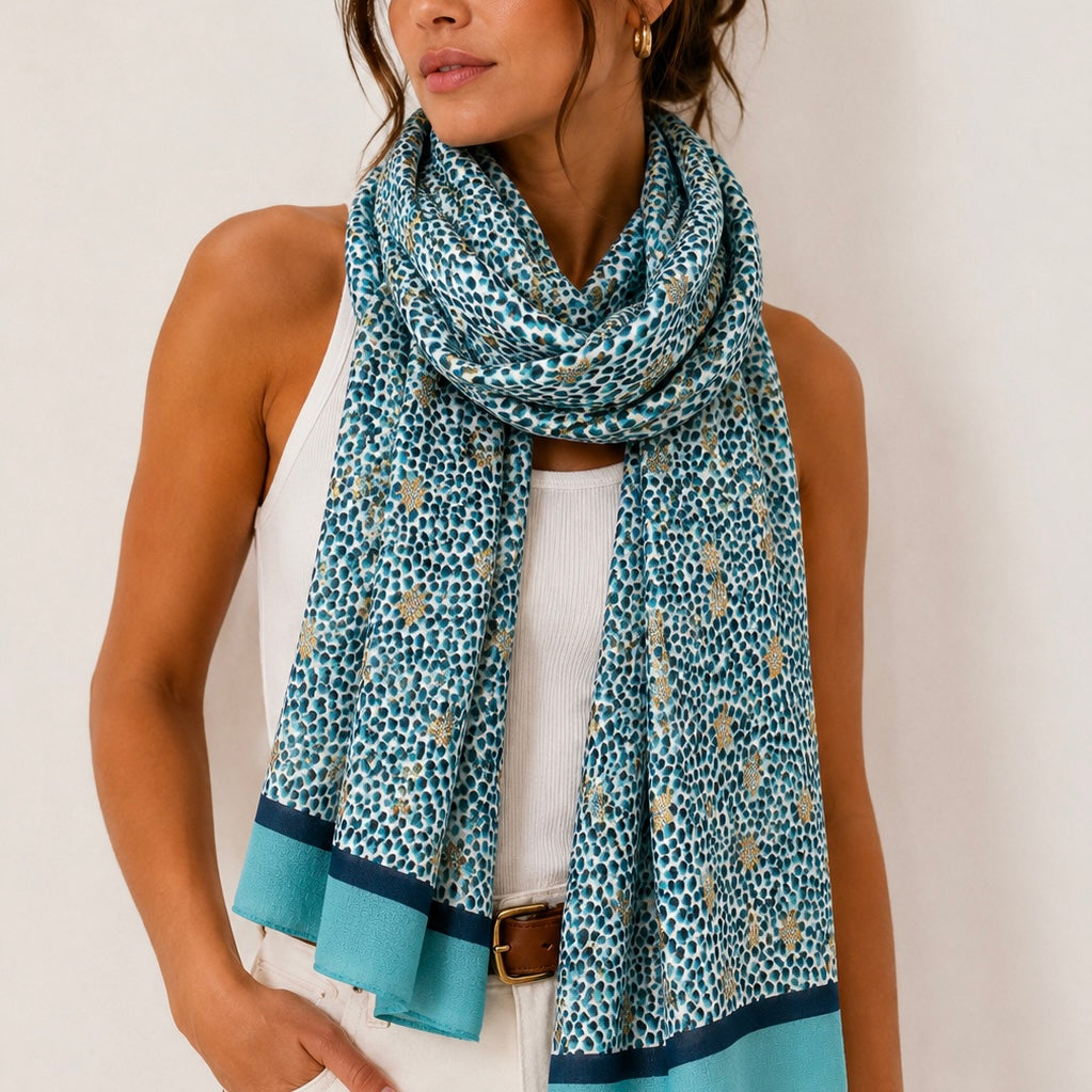 Foulard Léger Imprimé Léopard Teal Étoiles Dorées Bordure Marine - ModeAccess