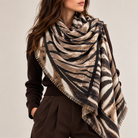 Foulard Carré Imprimé Zèbre Tigré Frangé Marron Noir Vue - ModeAccess